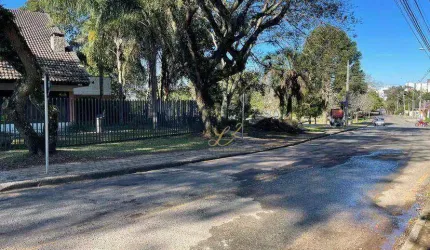 Excelente Terreno em Condomínio no Cabral - 200m²!