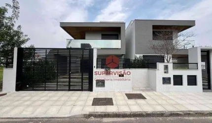 Casa com 3 quartos à venda, 240 m² por R$ 2.700.000 - Lagoa da Conceição - Florianópolis/SC