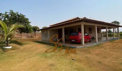 Sítio de 2.000m² divisa entre Mateus Leme e Igarapé