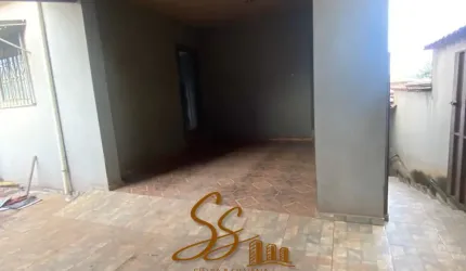 Casa ampla à venda no Vale dos Araçás – Mateus Leme/MG