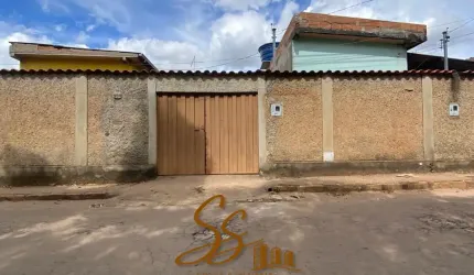 Barracão bairro Nossa Senhora do Rosário, Mateus Leme/MG