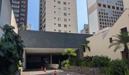 Apartamento com 1 quarto  para alugar, 34.00 m2 por R$2000.00  - Centro - Curitiba/PR