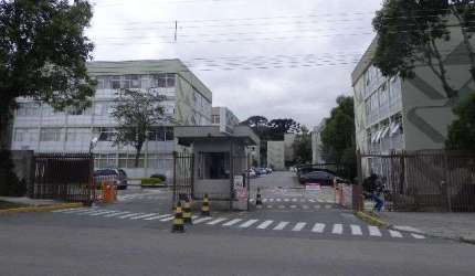 Apartamento com 2 quartos  para alugar, 56.00 m2 por R$2400.00  - Fazendinha - Curitiba/PR