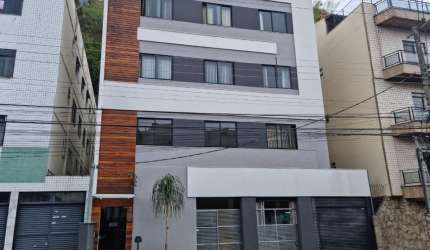Excelente apartamento de 2 quartos  com terraço individual no Cascatinha