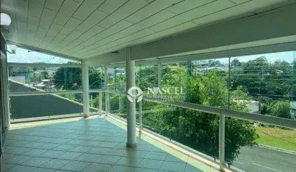 CASA EM CONDOMÍNIO TOTALMENTE MOBILIADA  EM FRENTE AO LAGO DO TABOÃO