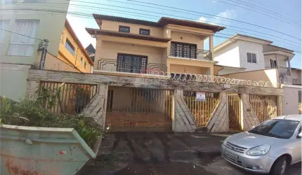 EXCELENTE CASA NO BAIRRO RECANTO DOS COLIBRIS!