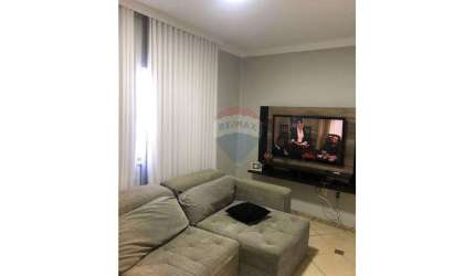 CASA Á VENDA NO BAIRRO ROCHEDO !