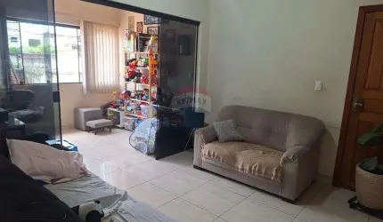 OPORTUNIDADE CASA Á VENDA COM DUAS MORADIAS NO BAIRRO QUELUZ   !