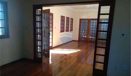 CASA PARA LOCAÇÃO NO BAIRRO SÃO DIMAS !