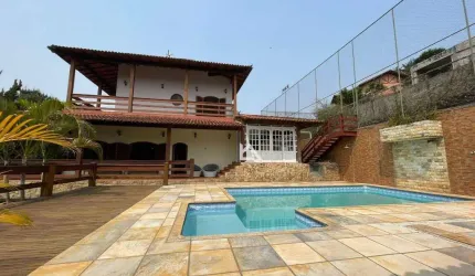 Casa à venda, 326 m² por R$ 1.800.000,00 - Albuquerque - Teresópolis/RJ