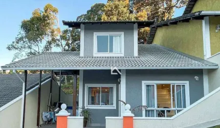 Casa à venda, 162 m² por R$ 850.000,00 - Bom Retiro - Teresópolis/RJ