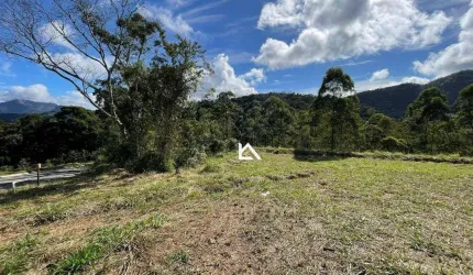 Terreno à venda, 252 m² por R$ 254.000 - Ermitage - Teresópolis/RJ