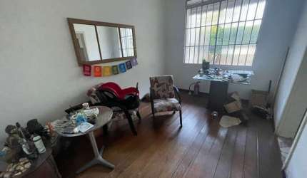 Casa com 3 quartos à venda na Rua Dom João VI, 233, Medianeira, Porto Alegre, 145 m2 por R$ 300.000