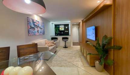 Lindo apartamento mobiliado em Intermares
