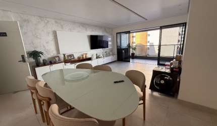 Apartamento de 3 quartos na área nobre de Intermares