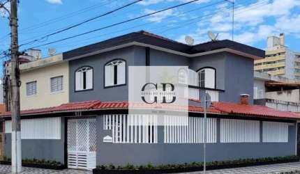 Sobrado com 4 dormitórios à venda por R$ 750.000,00 - Ocian - Praia Grande/SP