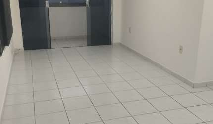 Alugo apartamento com 3 quartos no portal do sol a 8 minutos da orla de cabo branco
