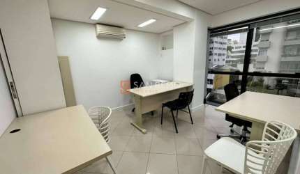 Sala comercial para alugar na Rua Dom Jaime Câmara, 179, Centro, Florianópolis, 30 m2 por R$ 1.900