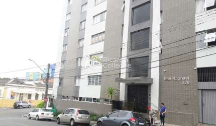 Apartamento Padrão no Centro, Face Norte, 150m2, 03 quartos, 02 Vagas.