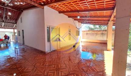 Oportunidade! Casa a venda no Itanhangá 2 em Caldas Novas, localização privilegiada