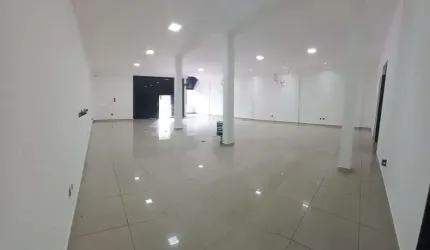 Salão para alugar em Valinhos, Vila Bissoto, com 170 m²