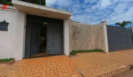 Casa com 3 quartos à venda na S 60, 10, Anápolis City, Anápolis por R$ 1.500.000