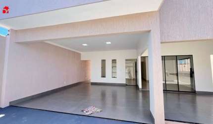 Casa com 3 quartos à venda na 1, 10, Residencial Vale do Sol, Anápolis por R$ 450.000