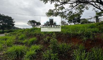 Lote de Esquina 438m² no Condomínio Vitória Tênis Prime - Pedro Leopoldo