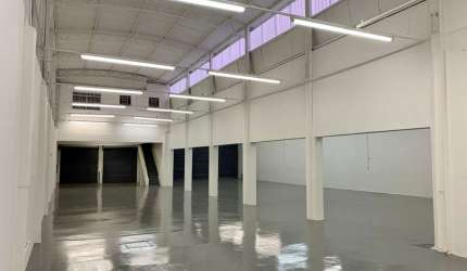 Barracão / Galpão / Depósito com 10 salas para alugar na Avenida Doutor Abraão Ribeiro, 0001, Bom Retiro, São Paulo por R$ 40.000