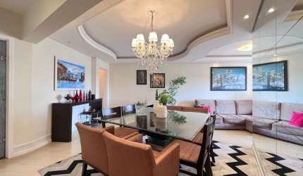 Luxuosa Cobertura Dúplex no Bairro Atiradores!