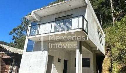 Casa de 2 pavimentos 1 suite + 1 quarto à venda, 154 m² por R$ 740.000 - Ressacada - Itajaí/SC