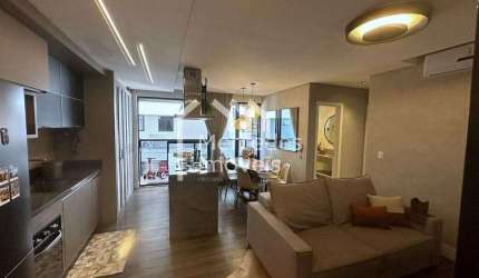 Apartamento com 1 suíte + 2 dormitórios à venda, 79 m² por R$ 932.000 - Centro - Itajaí/SC