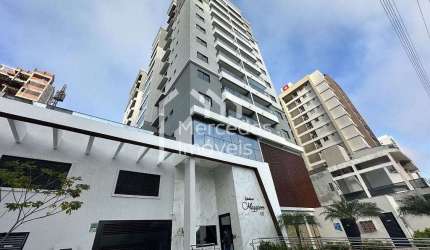 Apartamento com 1 suíte + 2 dormitórios à venda, 87 m² por R$ 900.000 - Vila Operária - Itajaí/SC