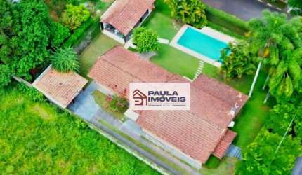 Casa com 3 Suítes à venda, 370 m² por R$ 1.390.000 - Chácara Moinho Velho - Carapicuíba/SP