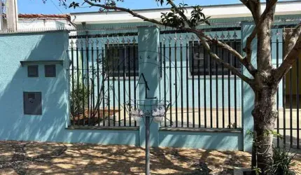 Casa à Venda no Parque Taquaral - 3 Quartos (1 Suíte) e com Edícula nos fundos  - Campinas
