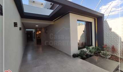 Casa à venda no jardim Monte Rei em Maringá