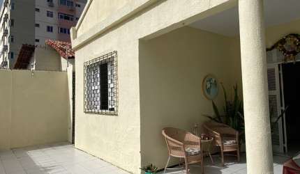 Uma linda casa no Monte Castelo , com 3 quartos