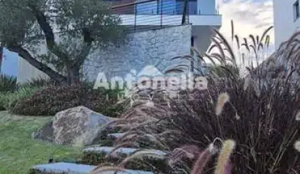 Residência de Alto Padrão no Condomínio Montalcino