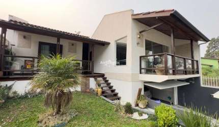 Casa à venda no Desvio Rizzo
