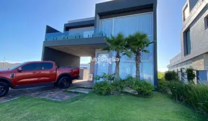 Casa de Alto Padrão em Condomínio Fechado no Litoral