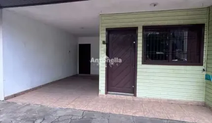 Sobrado à venda no bairro Santa Catarina