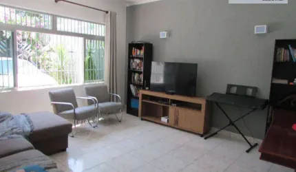 Casa com 4 dormitórios à venda, 172 m² por R$ 550.000,00 - Vila Cascatinha - São Vicente/SP
