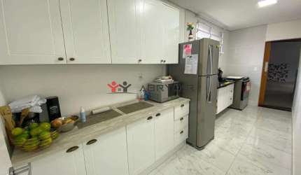 Sobrado à venda em Jundiaí, Parque Residencial Eloy Chaves, com 3 quartos, com 129 m²
