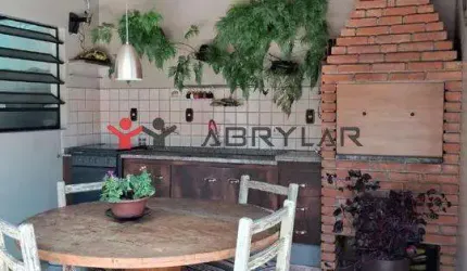 Casa para alugar em Jundiaí, Jardim Cristina, com 3 quartos, com 180 m²