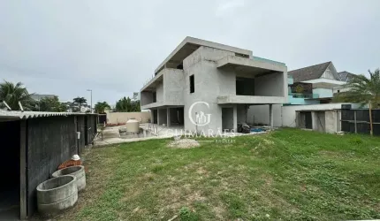 Terreno com Triplex Inacabado - Condomínio Art Life - Recreio dos Bandeirantes