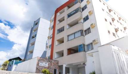 Excelente Apartamento pertinho de tudo.