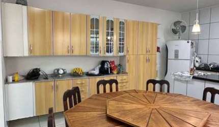 Casa Térrea à Venda – Bairro Vista Alegre, Bragança Paulista-SP