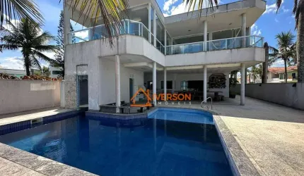 Casa frente a praia á venda em Peruíbe