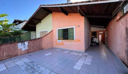 Casa pra venda com 2 dormitórios em Peruíbe
