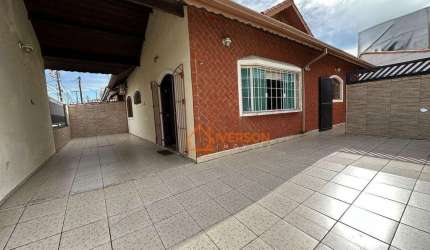 Casa para venda no centro de Peruíbe